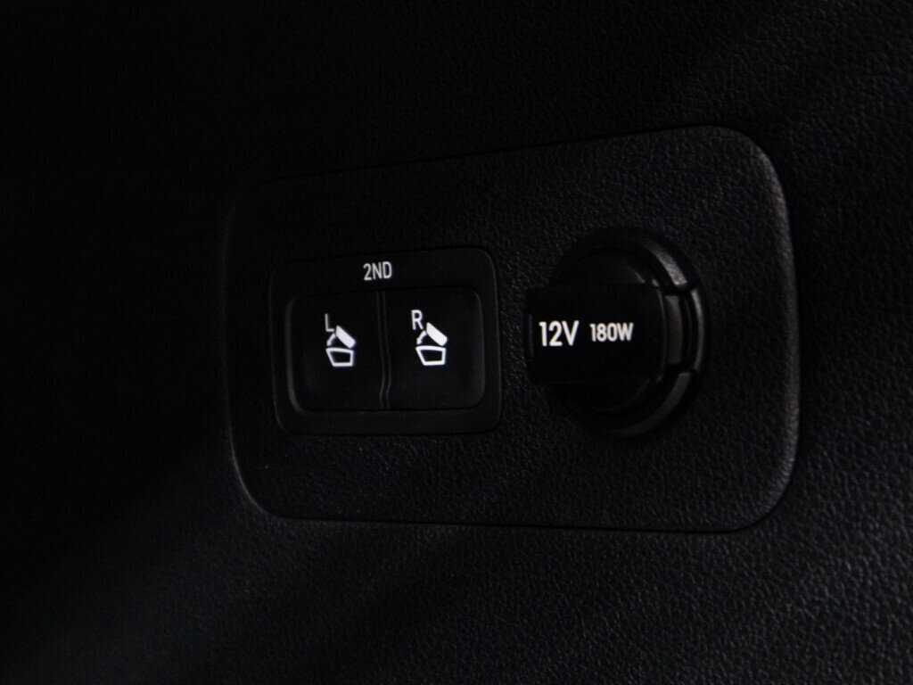 Hyundai Santa Fe 2021 года с пробегом. Фото: #11