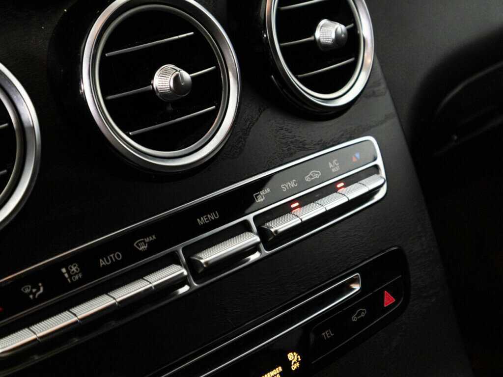 Mercedes-Benz GLC Coupe 2018 года с пробегом. Фото: #21