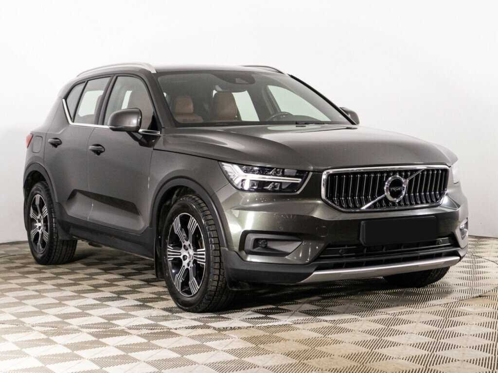 Volvo XC40 2018 года с пробегом. Фото: #2