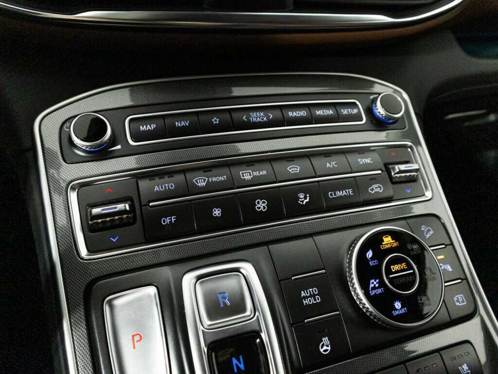 Hyundai Santa Fe 2022 года с пробегом. Фото: #20