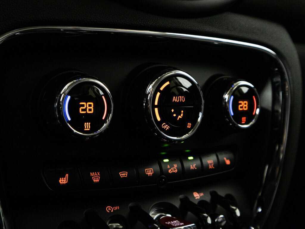 Mini Clubman 2020 года с пробегом. Фото: #15