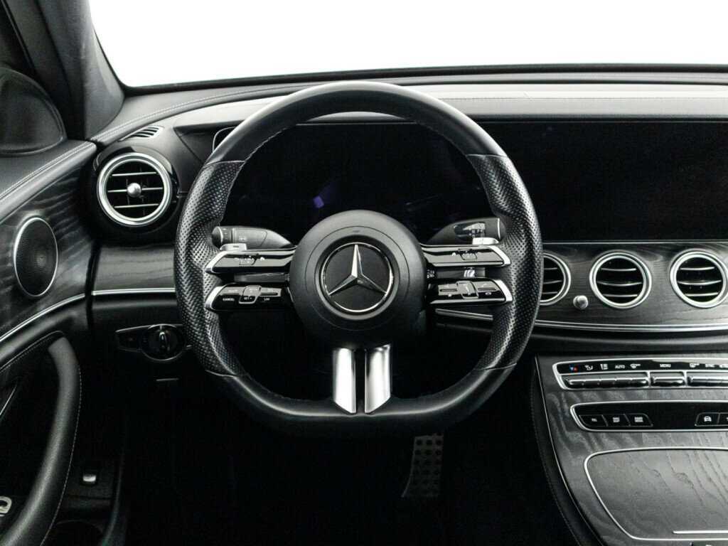 Mercedes-Benz E-Класс 2020 года с пробегом. Фото: #20