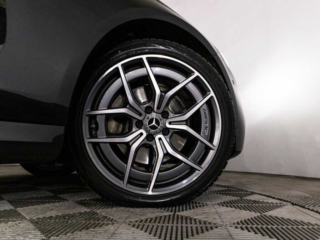 Mercedes-Benz E-Класс 2020 года с пробегом. Фото: #25