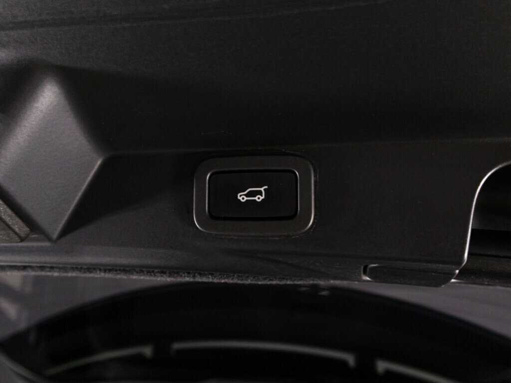 Land Rover Range Rover Sport 2018 года с пробегом. Фото: #15