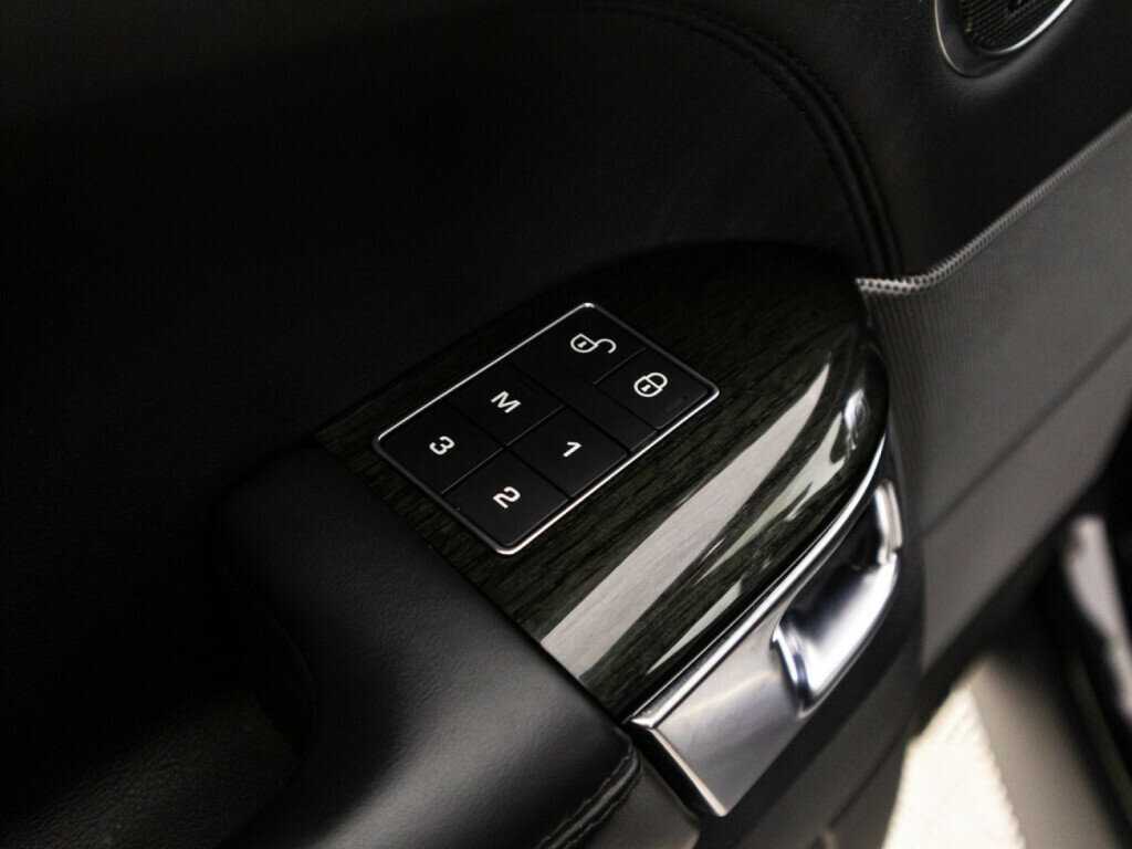 Land Rover Range Rover Sport 2018 года с пробегом. Фото: #17