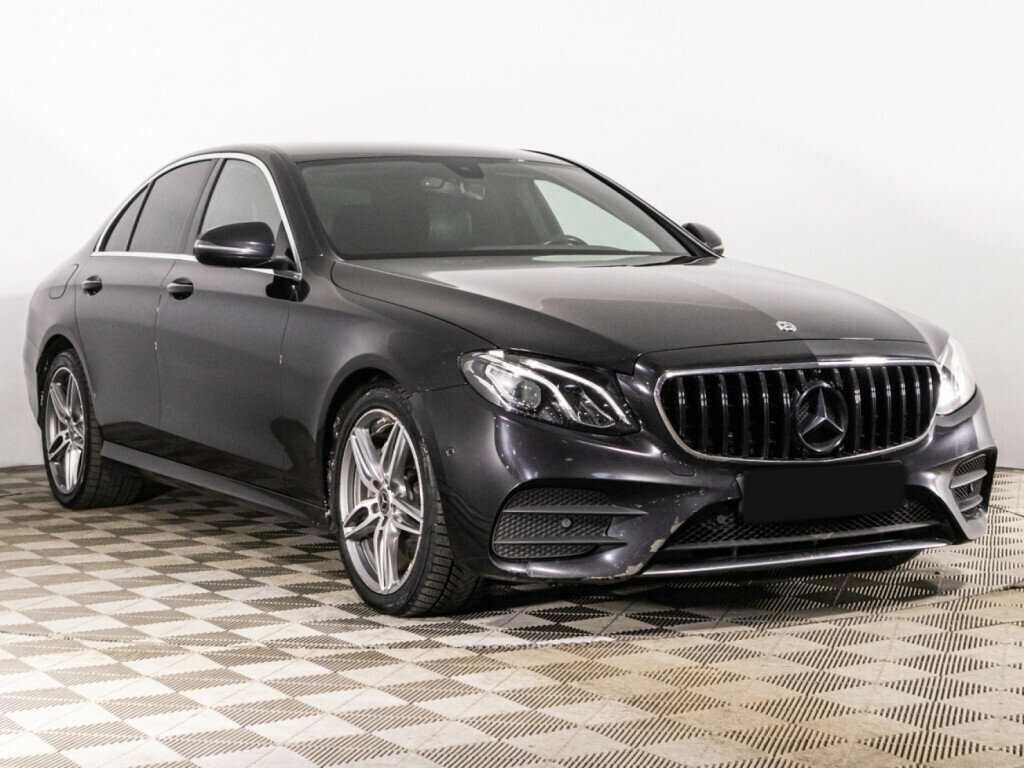 Mercedes-Benz E-Класс 2019 года с пробегом. Фото: #2