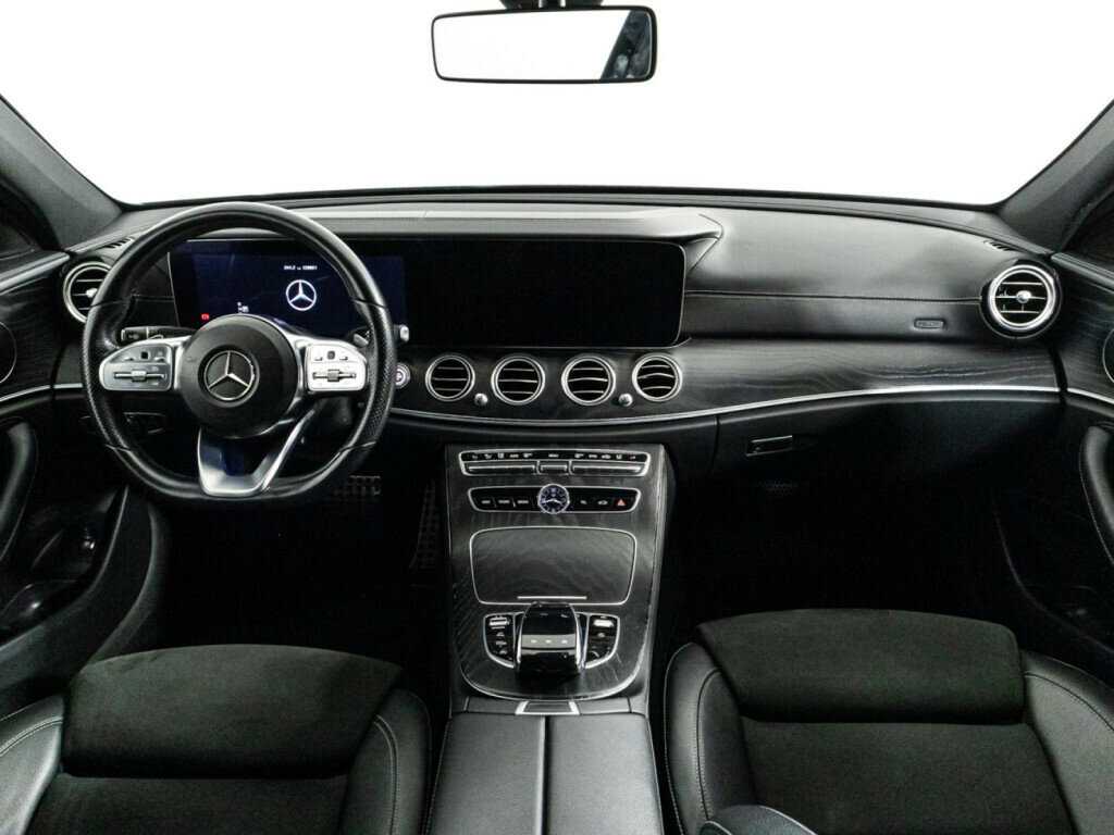 Mercedes-Benz E-Класс 2019 года с пробегом. Фото: #12