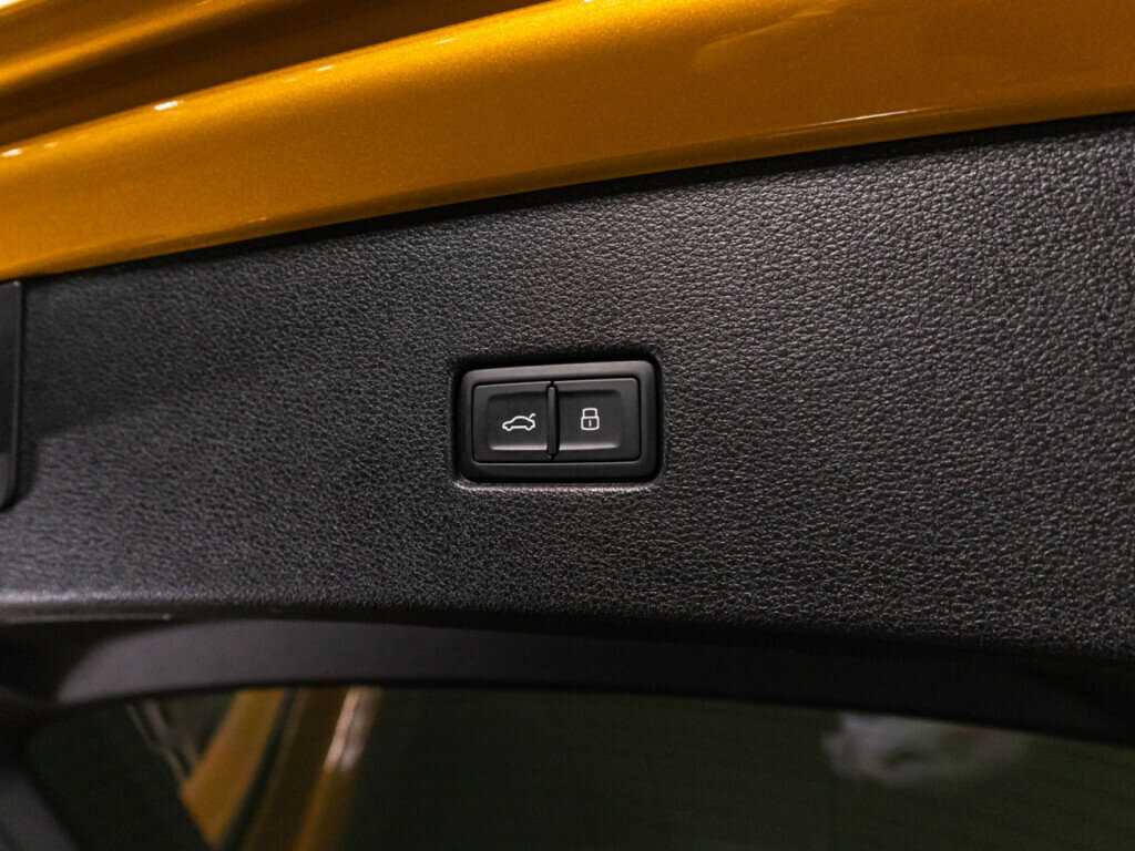 Audi Q8 2021 года с пробегом. Фото: #15