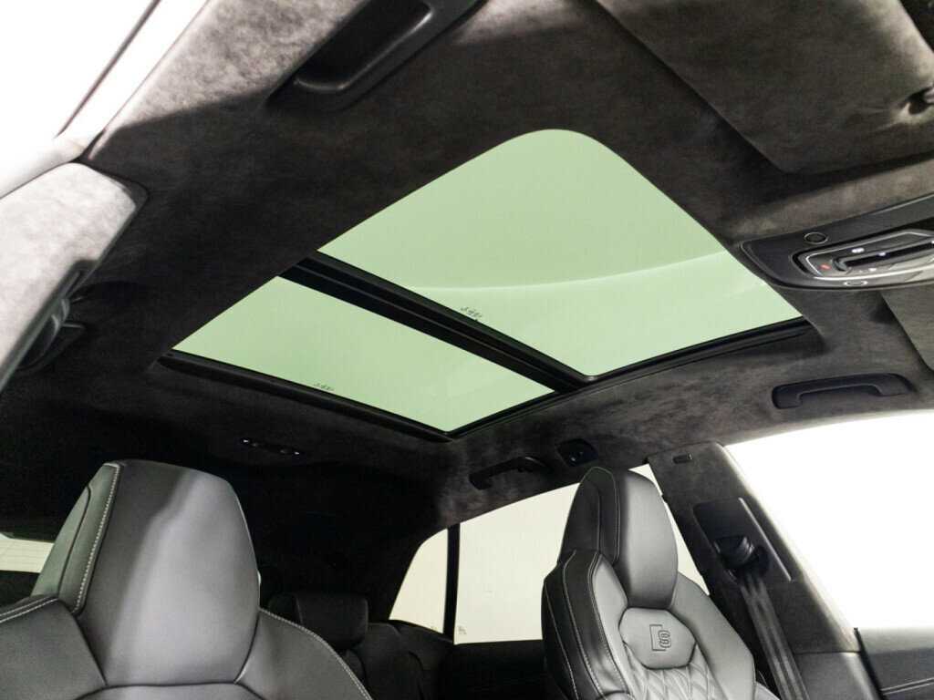 Audi Q8 2021 года с пробегом. Фото: #24