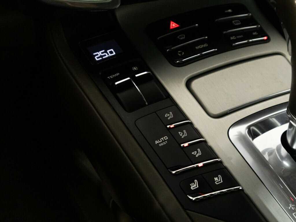 Porsche Cayenne 2010 года с пробегом. Фото: #18