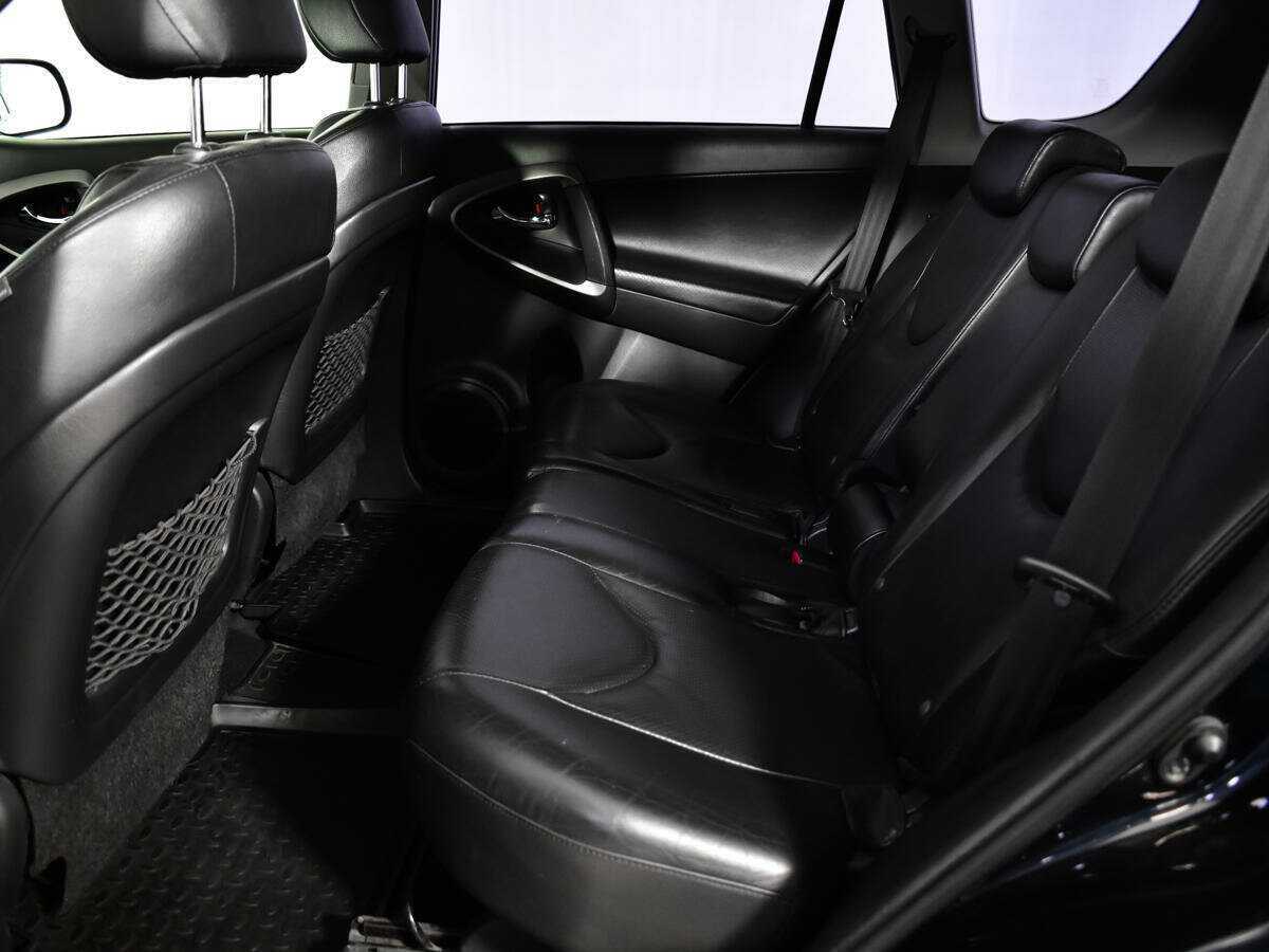 Toyota RAV4 2010 года с пробегом. Фото: #6