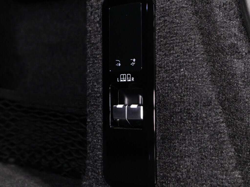 Land Rover Range Rover Sport 2022 года с пробегом. Фото: #12