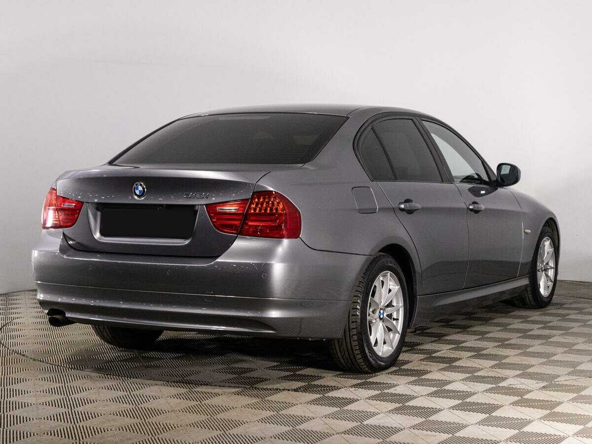 BMW 3 серии 2011 года с пробегом. Фото: #4