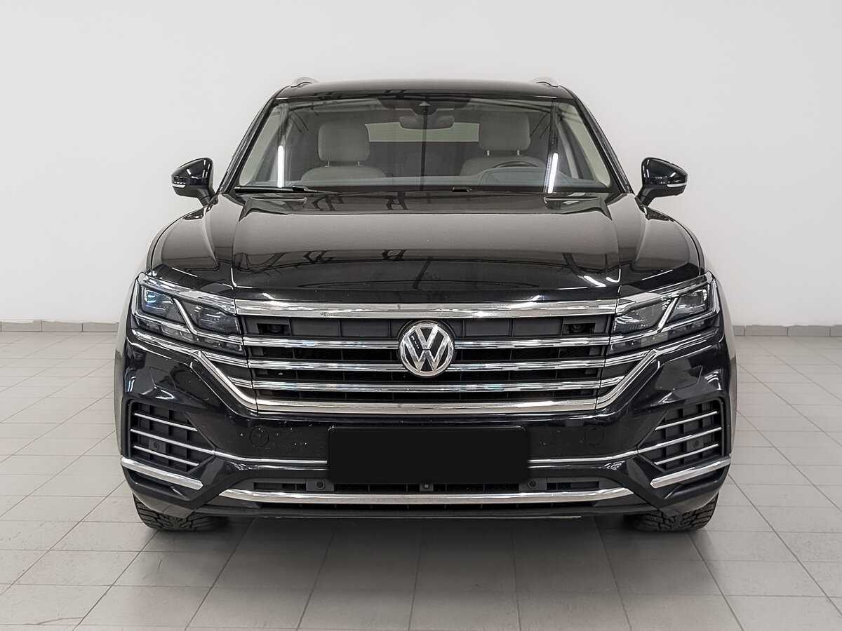 Volkswagen Touareg 2020 года с пробегом. Фото: #1