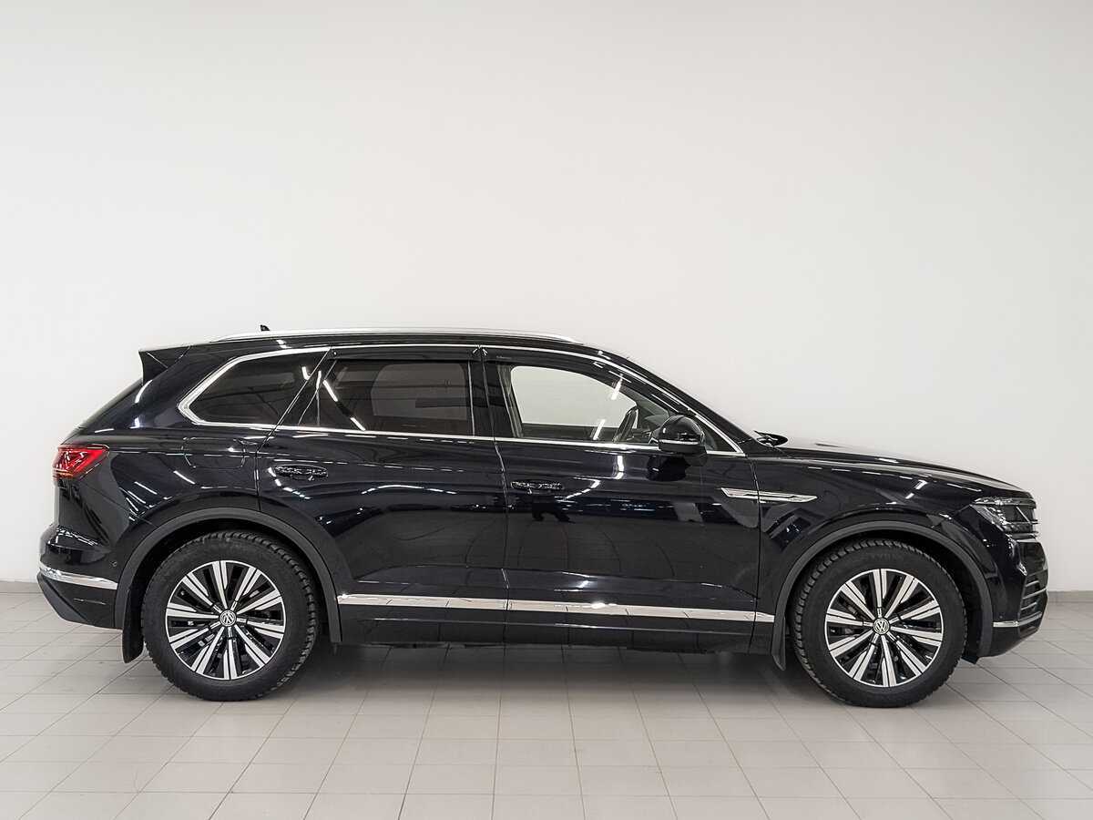 Volkswagen Touareg 2020 года с пробегом. Фото: #3