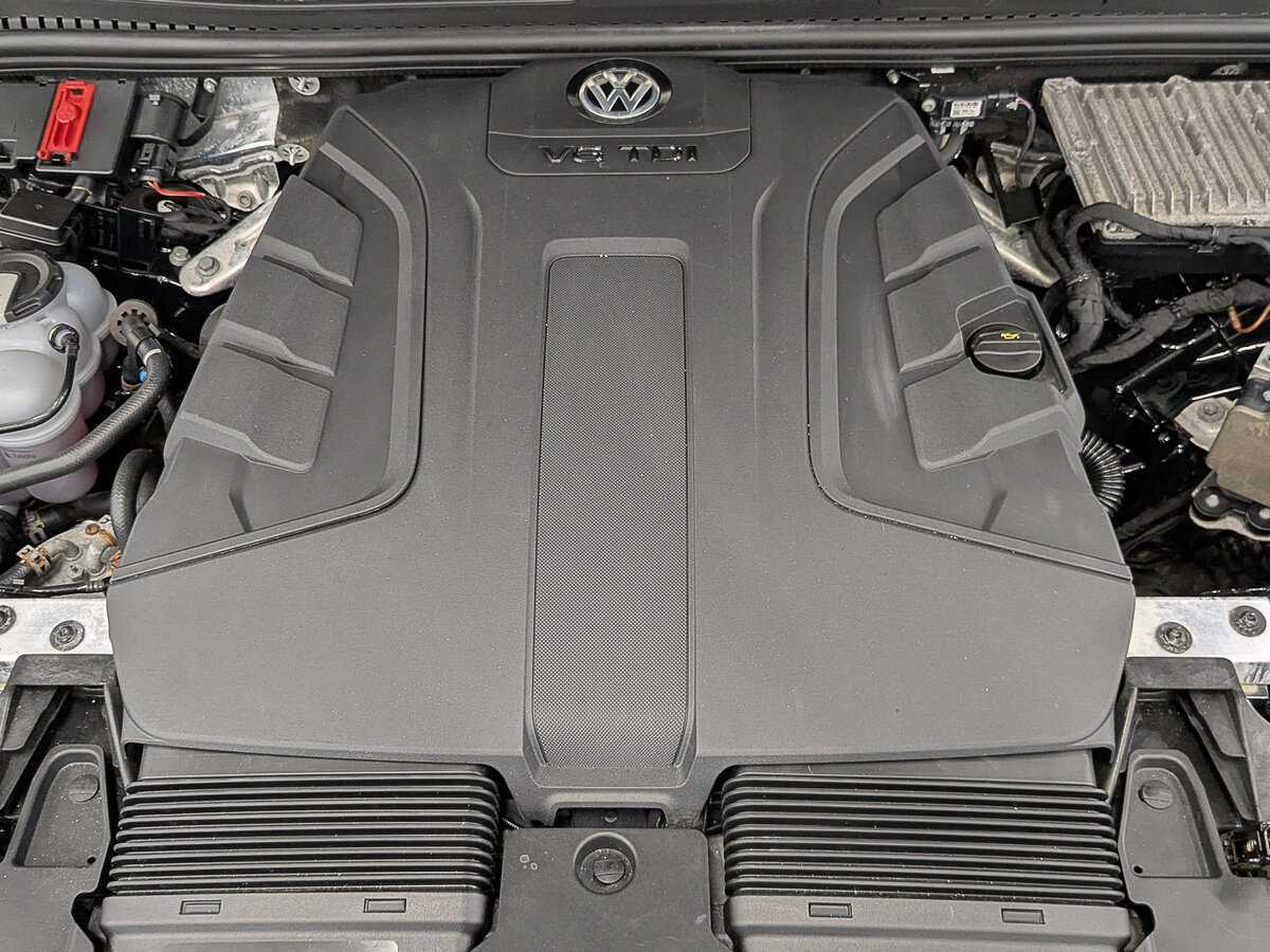 Volkswagen Touareg 2020 года с пробегом. Фото: #8