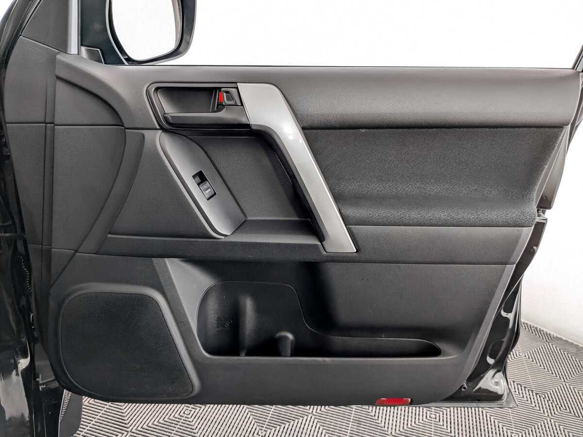 Toyota Land Cruiser Prado 2021 года с пробегом. Фото: #22