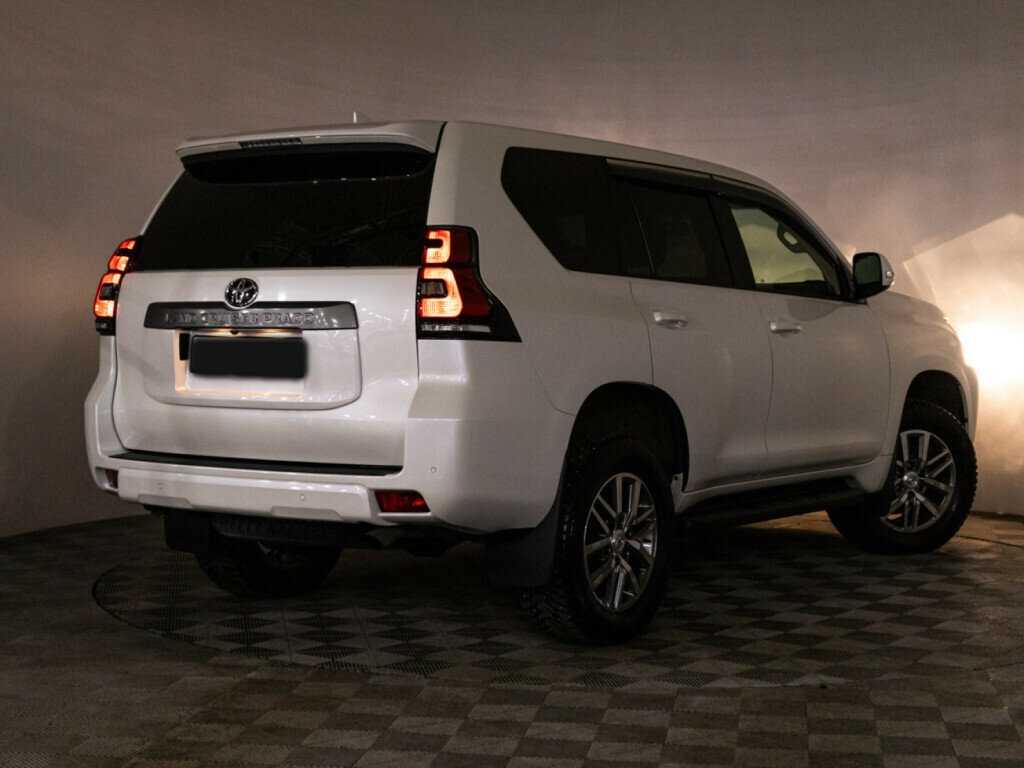 Toyota Land Cruiser Prado 2019 года с пробегом. Фото: #19
