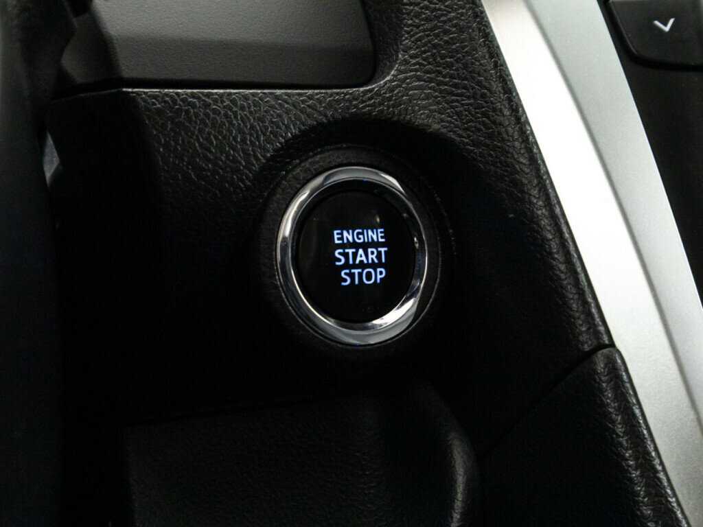 Toyota Camry 2016 года с пробегом. Фото: #22