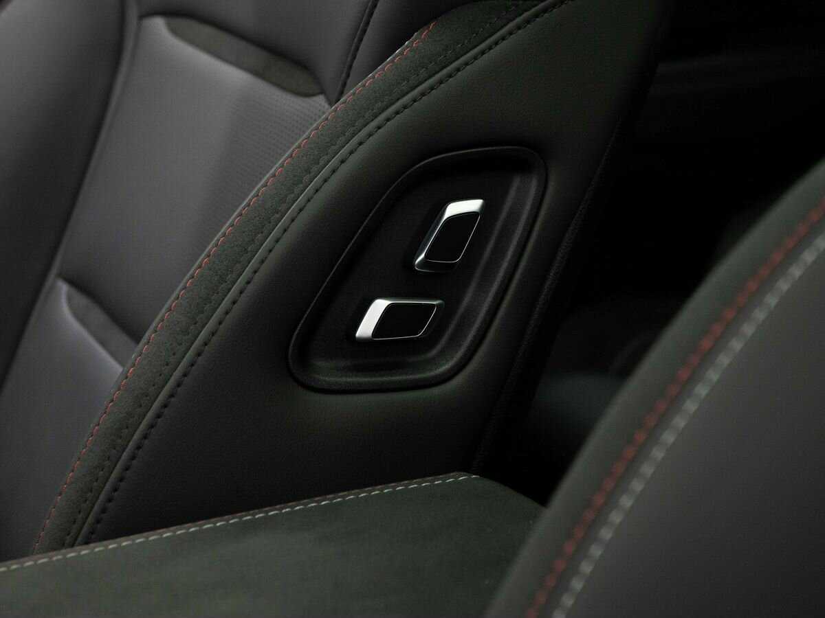 Geely Tugella 2023 года с пробегом. Фото: #22