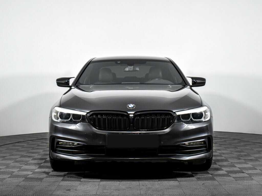BMW 5 серии 2018 года с пробегом. Фото: #1