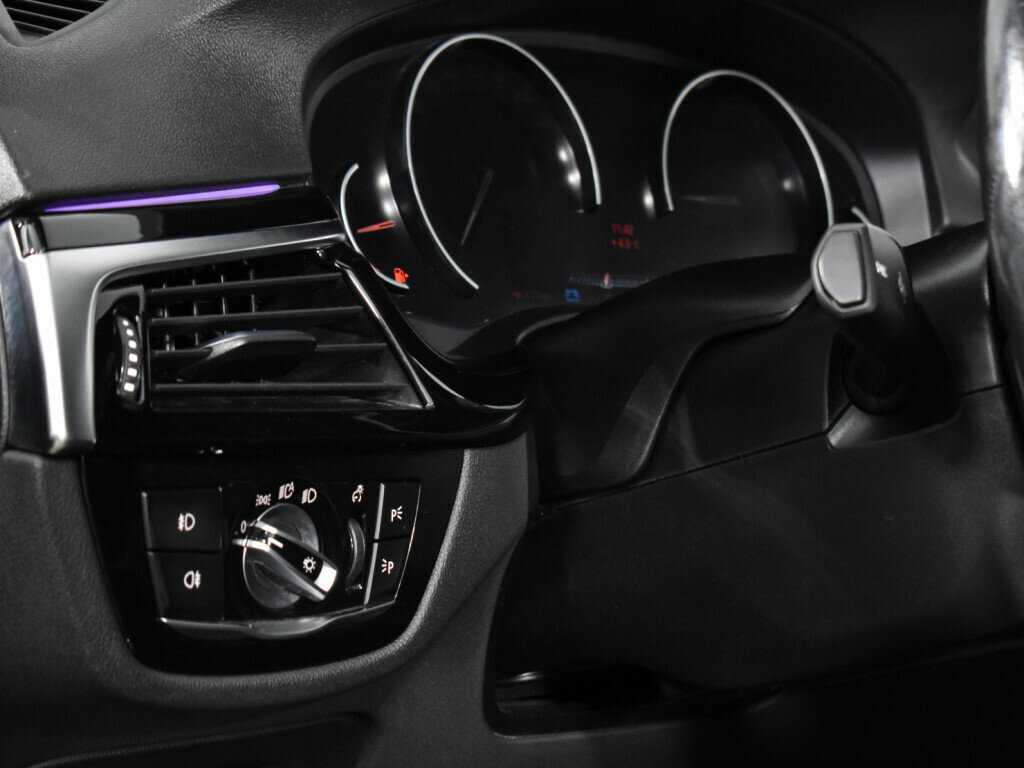 BMW 5 серии 2018 года с пробегом. Фото: #9
