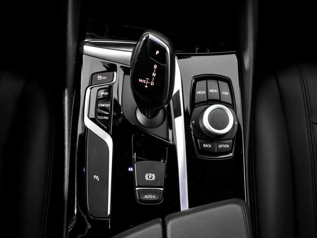 BMW 5 серии 2018 года с пробегом. Фото: #10