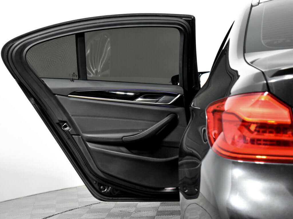 BMW 5 серии 2018 года с пробегом. Фото: #15