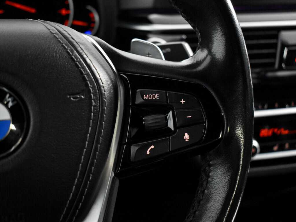 BMW 5 серии 2018 года с пробегом. Фото: #21