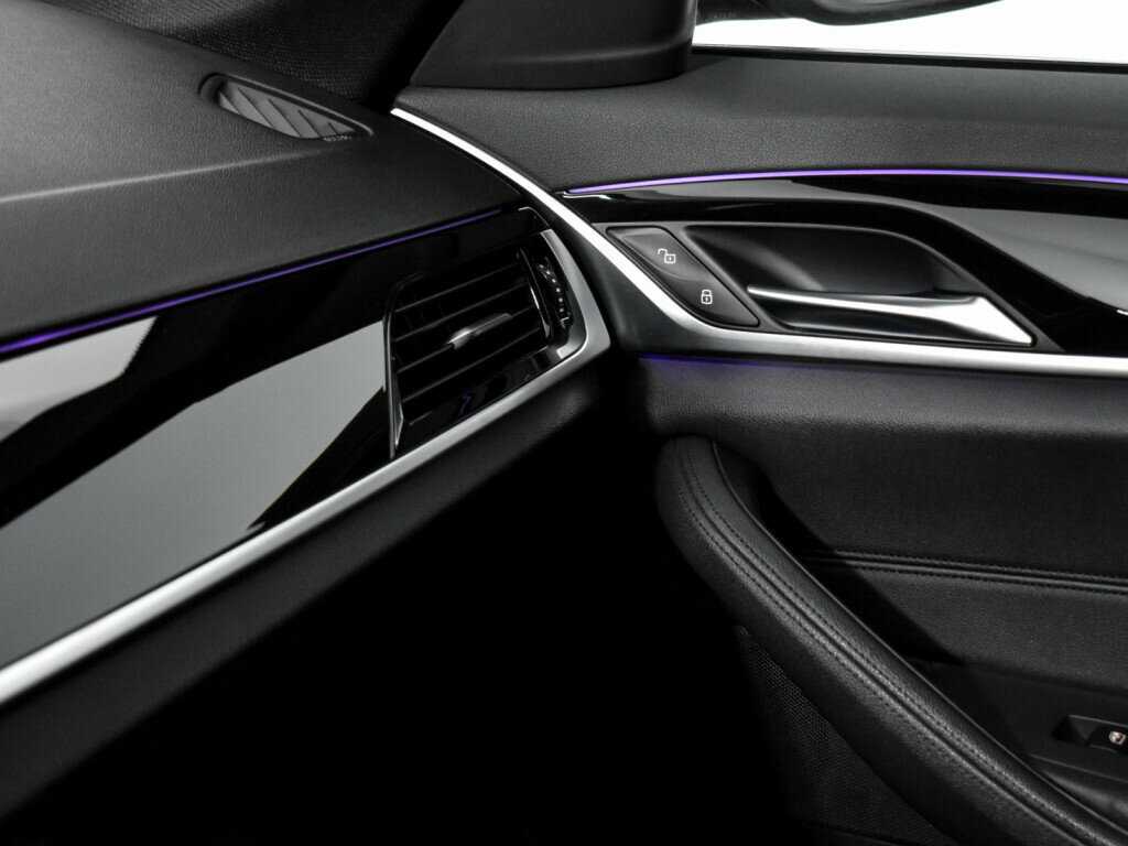 BMW 5 серии 2018 года с пробегом. Фото: #23