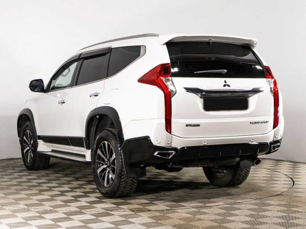 Mitsubishi Pajero Sport 2018 года с пробегом. Фото: #6