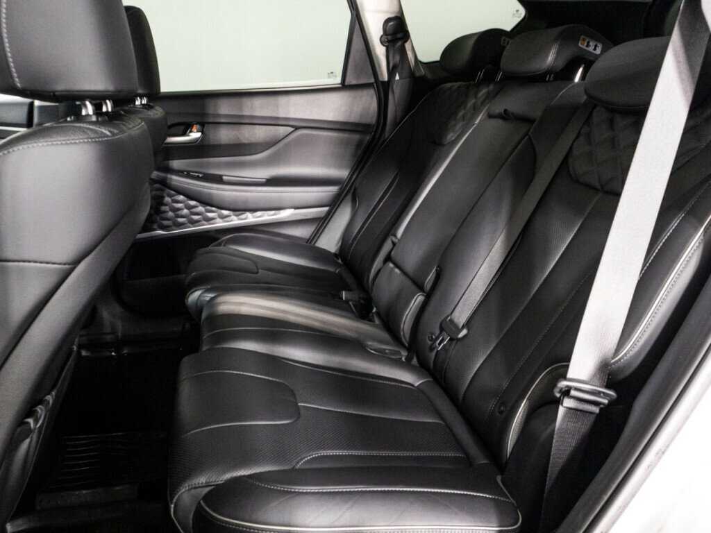 Hyundai Santa Fe 2021 года с пробегом. Фото: #9