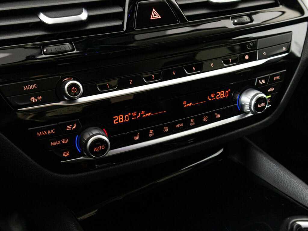 BMW 5 серии 2020 года с пробегом. Фото: #17