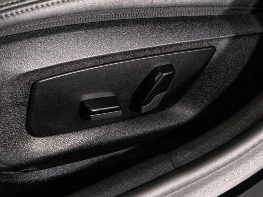 BMW 5 серии 2020 года с пробегом. Фото: #21