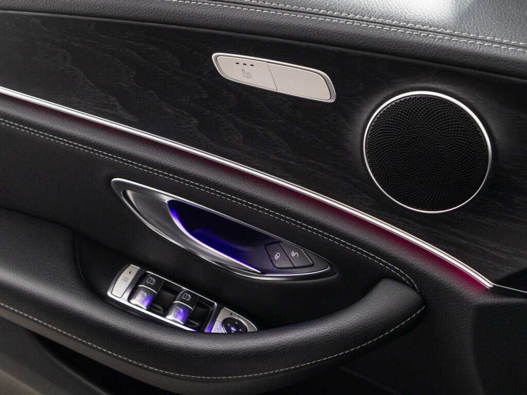 Mercedes-Benz E-Класс 2020 года с пробегом. Фото: #15