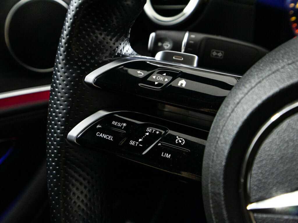 Mercedes-Benz E-Класс 2020 года с пробегом. Фото: #18