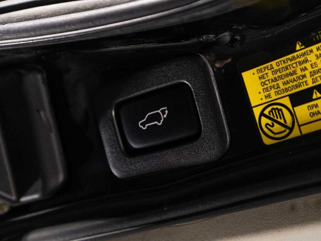 Toyota Land Cruiser 2014 года с пробегом. Фото: #12