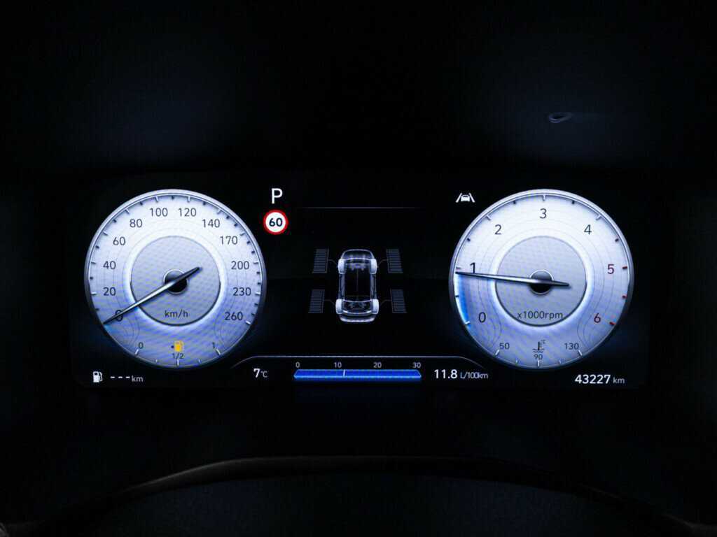 Hyundai Santa Fe 2022 года с пробегом. Фото: #11