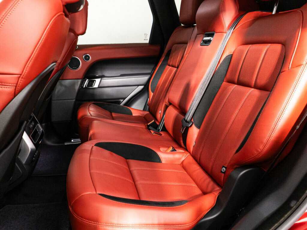 Land Rover Range Rover Sport 2018 года с пробегом. Фото: #9