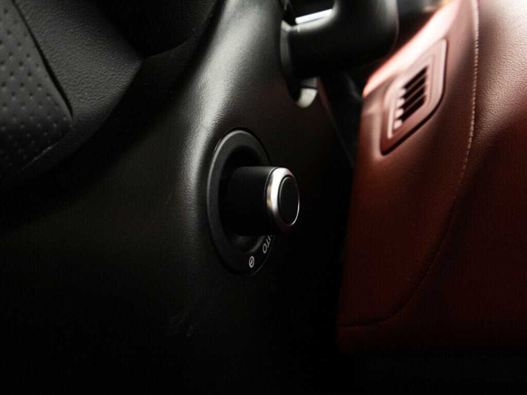 Land Rover Range Rover Sport 2018 года с пробегом. Фото: #27