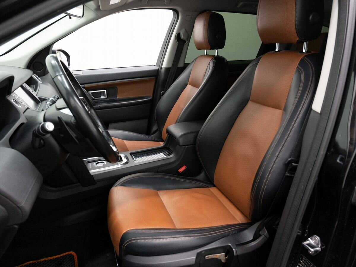 Land Rover Discovery Sport 2015 года с пробегом. Фото: #8