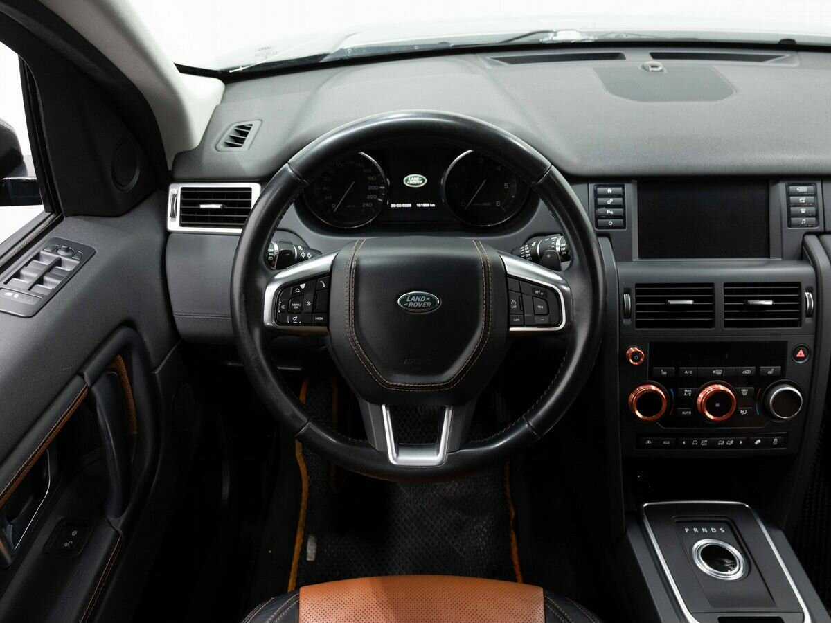 Land Rover Discovery Sport 2015 года с пробегом. Фото: #14