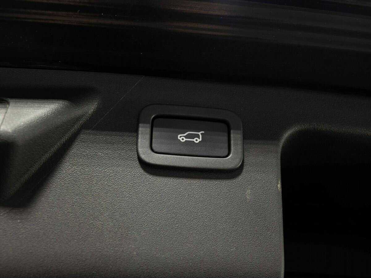 Land Rover Discovery Sport 2015 года с пробегом. Фото: #22