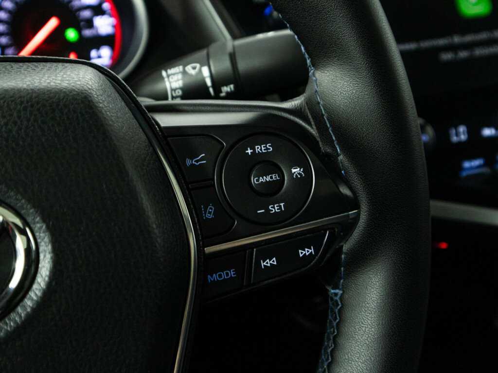 Toyota Camry 2020 года с пробегом. Фото: #20