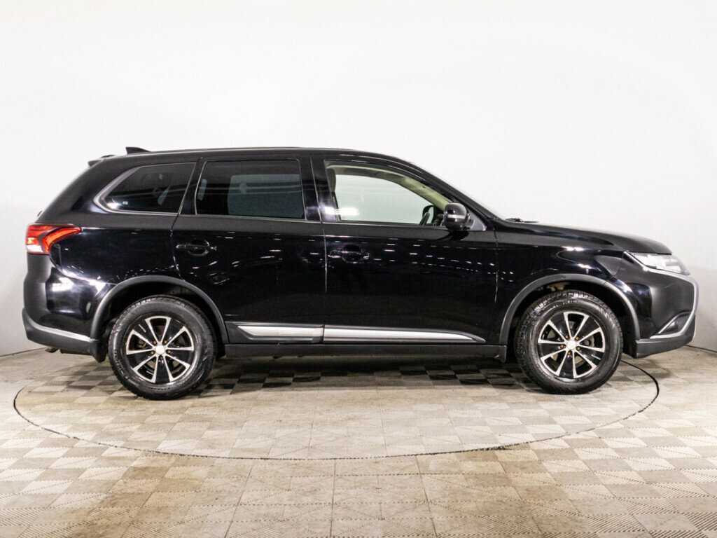 Mitsubishi Outlander 2019 года с пробегом. Фото: #3