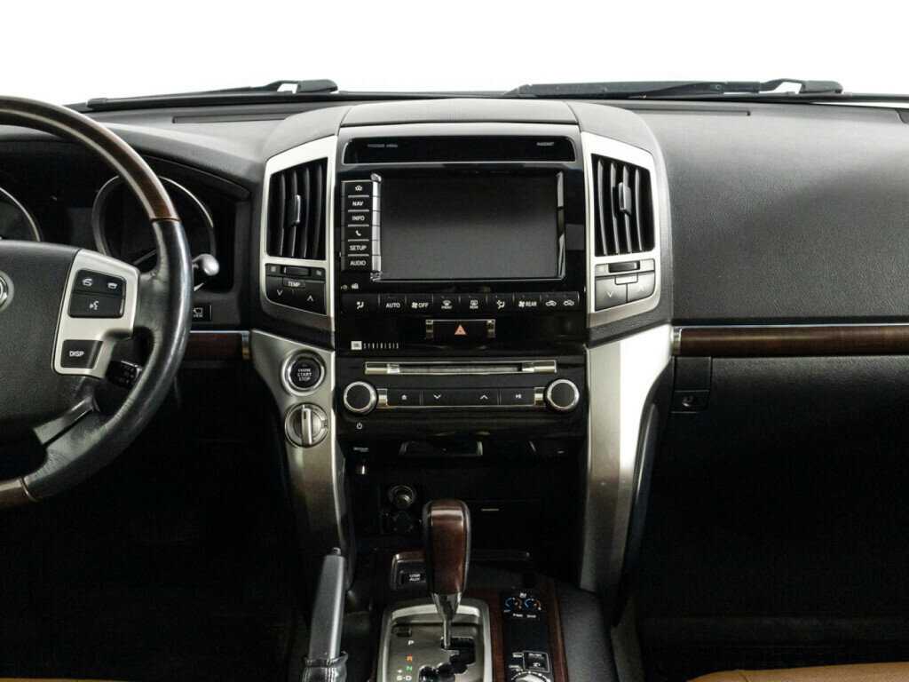 Toyota Land Cruiser 2014 года с пробегом. Фото: #13