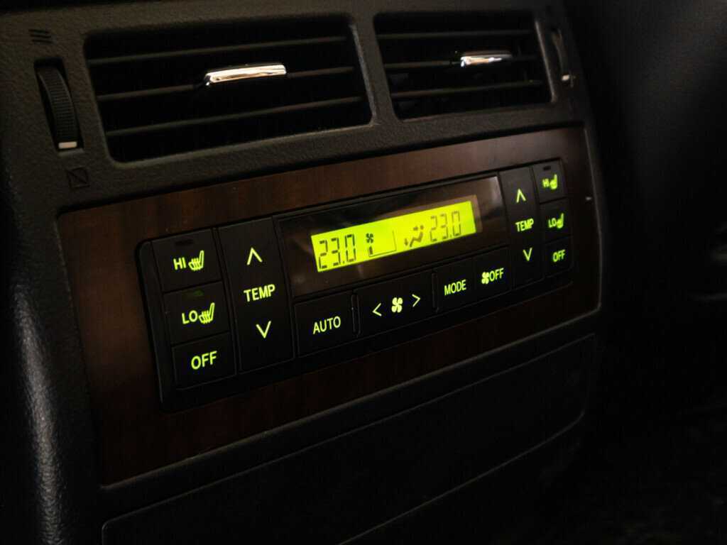 Toyota Land Cruiser 2014 года с пробегом. Фото: #23