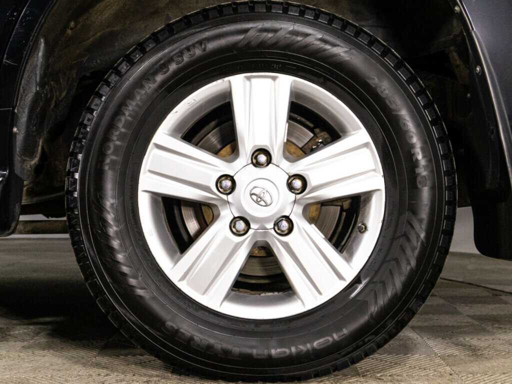 Toyota Land Cruiser 2014 года с пробегом. Фото: #24