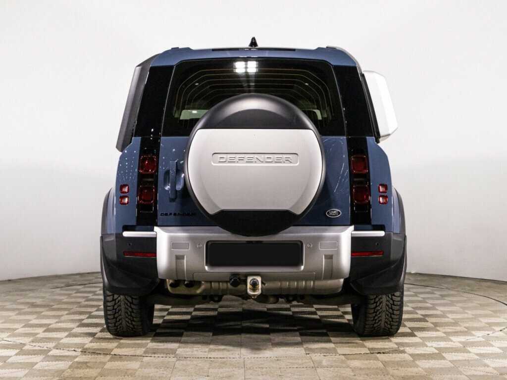 Land Rover Defender 2021 года с пробегом. Фото: #4