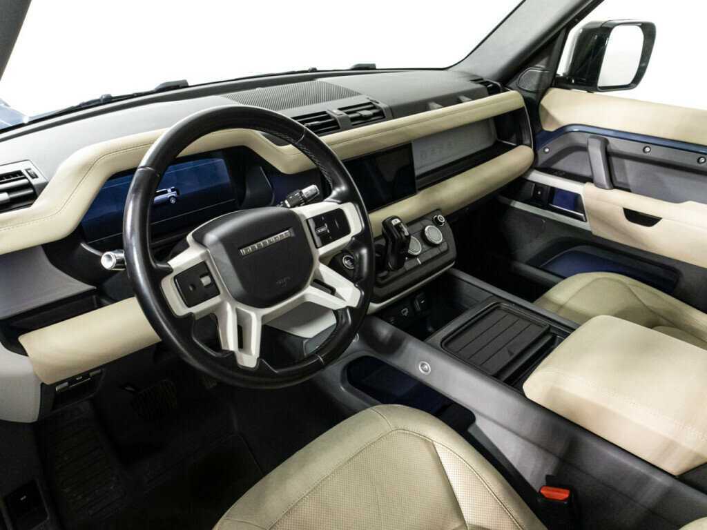 Land Rover Defender 2021 года с пробегом. Фото: #8